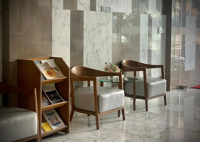 Avora Hotel