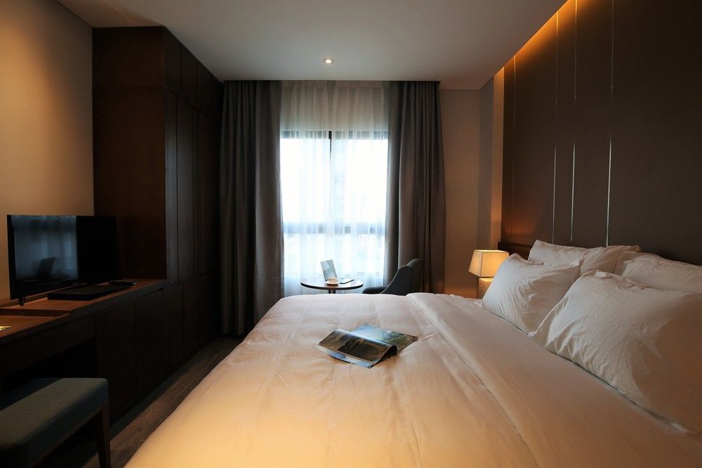 Hotel Avora 3*
