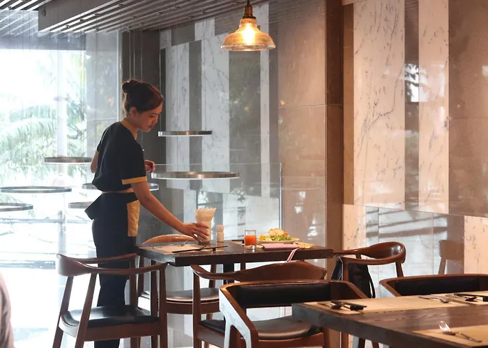 Avora Hotel