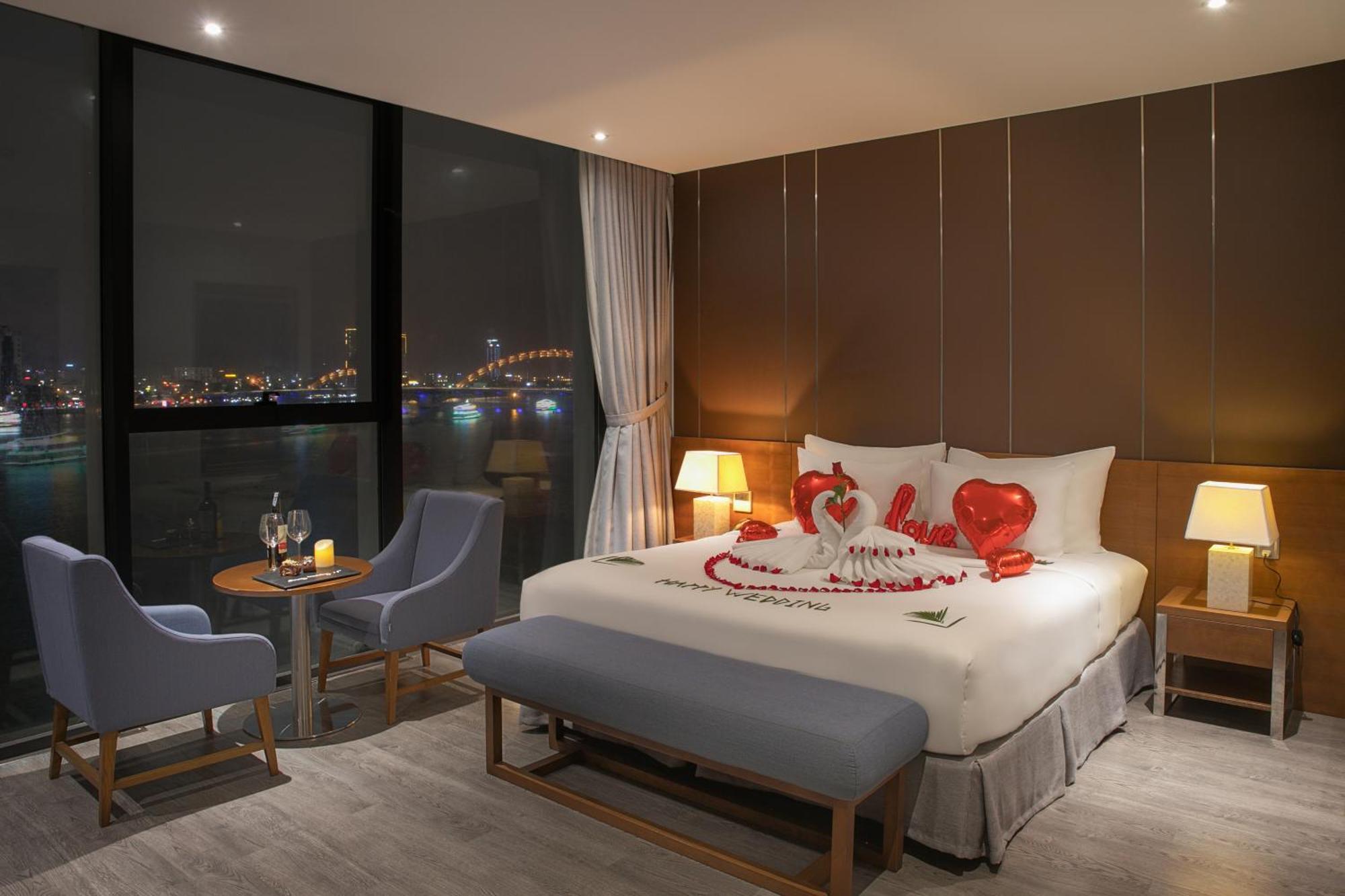 Avora Hotel